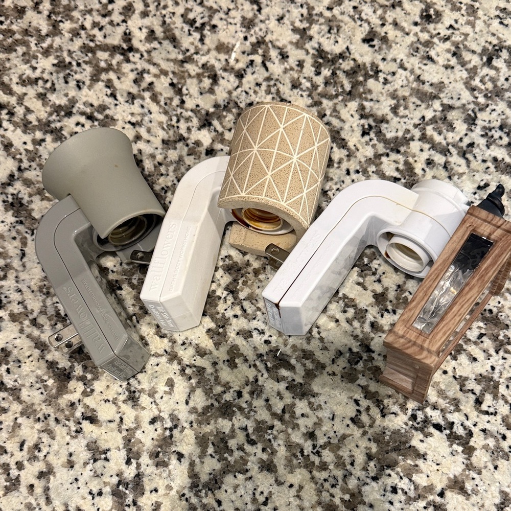 Bath & Body Works Plug in Diffusers, set of 3